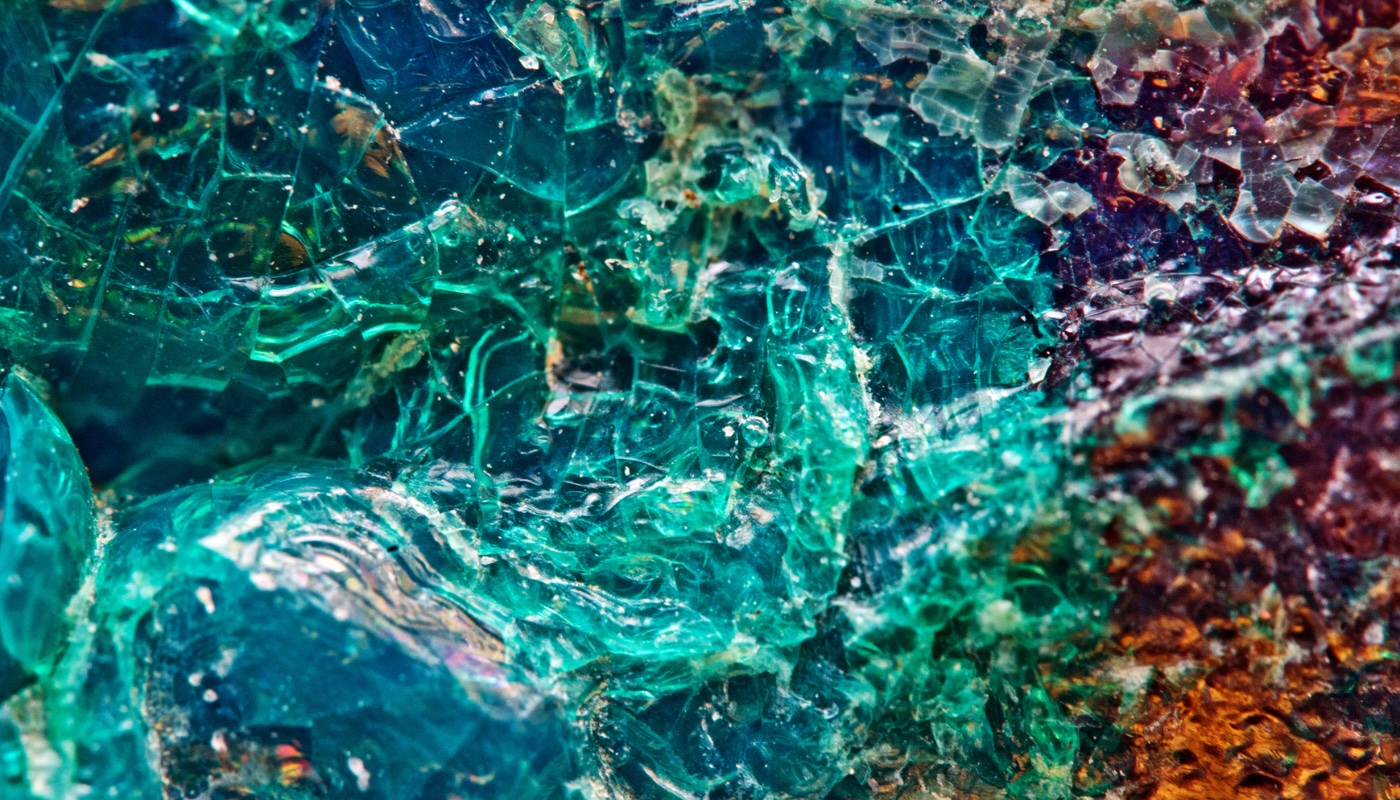 Lire la suite à propos de l’article La Chrysocolle : La Pierre de la Paix Intérieure et de la Communication
