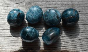 Lire la suite à propos de l’article Apatite bleue